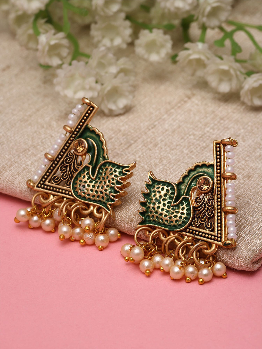 KARATCART Green Gold Plated Kundan Studded & Beaded Drop Earrings