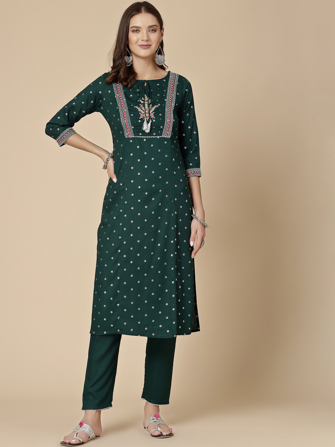 all about you Green Ethnic Printed Tie-Up Neck Regular Thread Work Kurta With Trousers