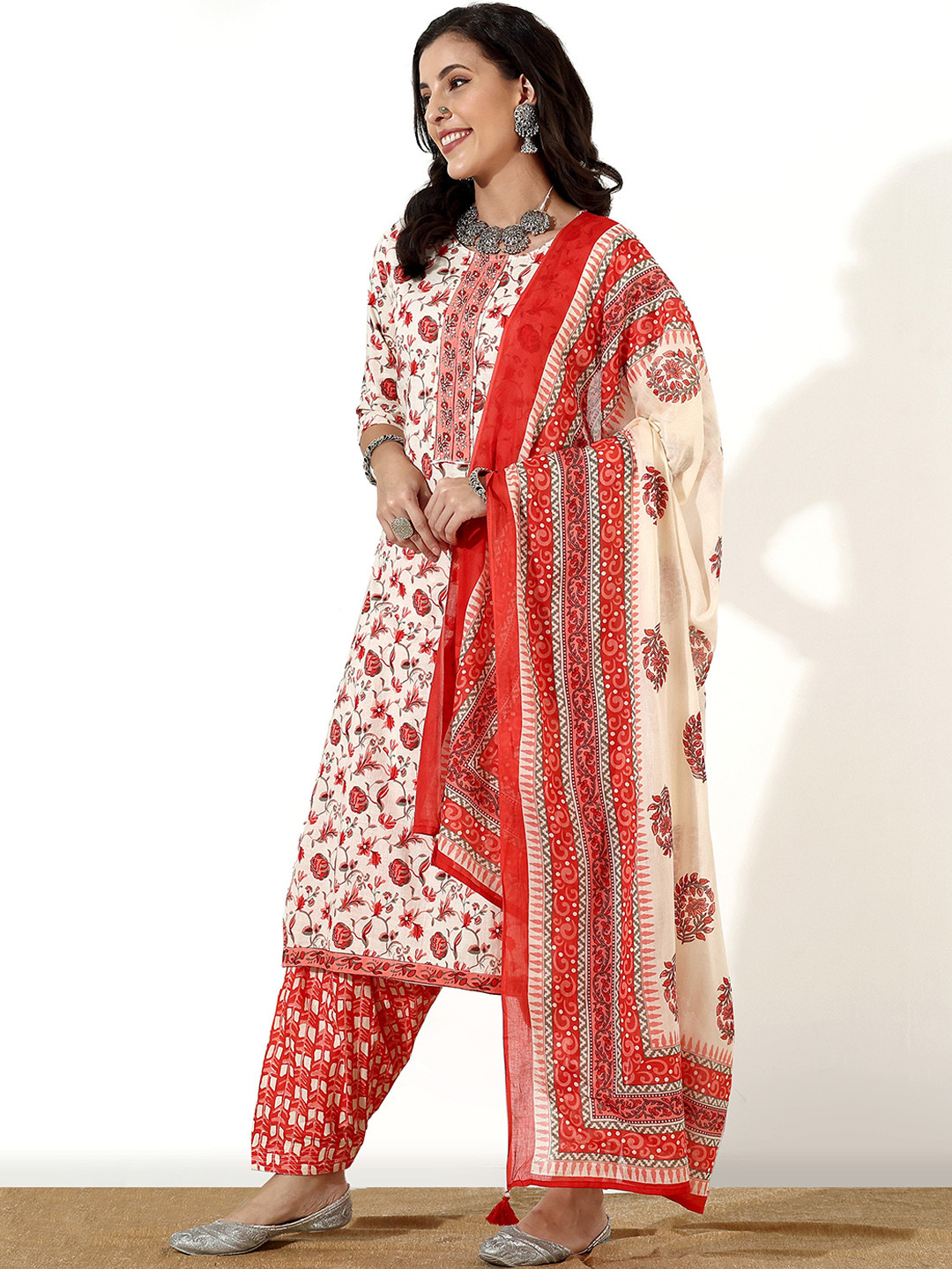Anouk White & Red Ethnic Motifs Printed Regular Pure Cotton Kurta & Salwar With Dupatta