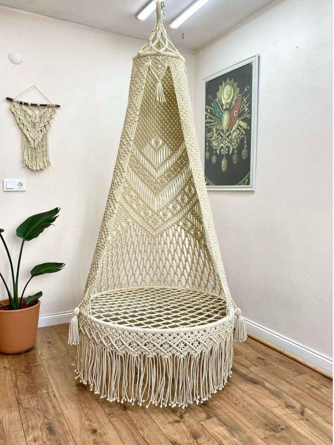 ecofynd Macrame Swing Chair Hammock Fabric Bohemian Hall Tapestries & Macrame-9.8In