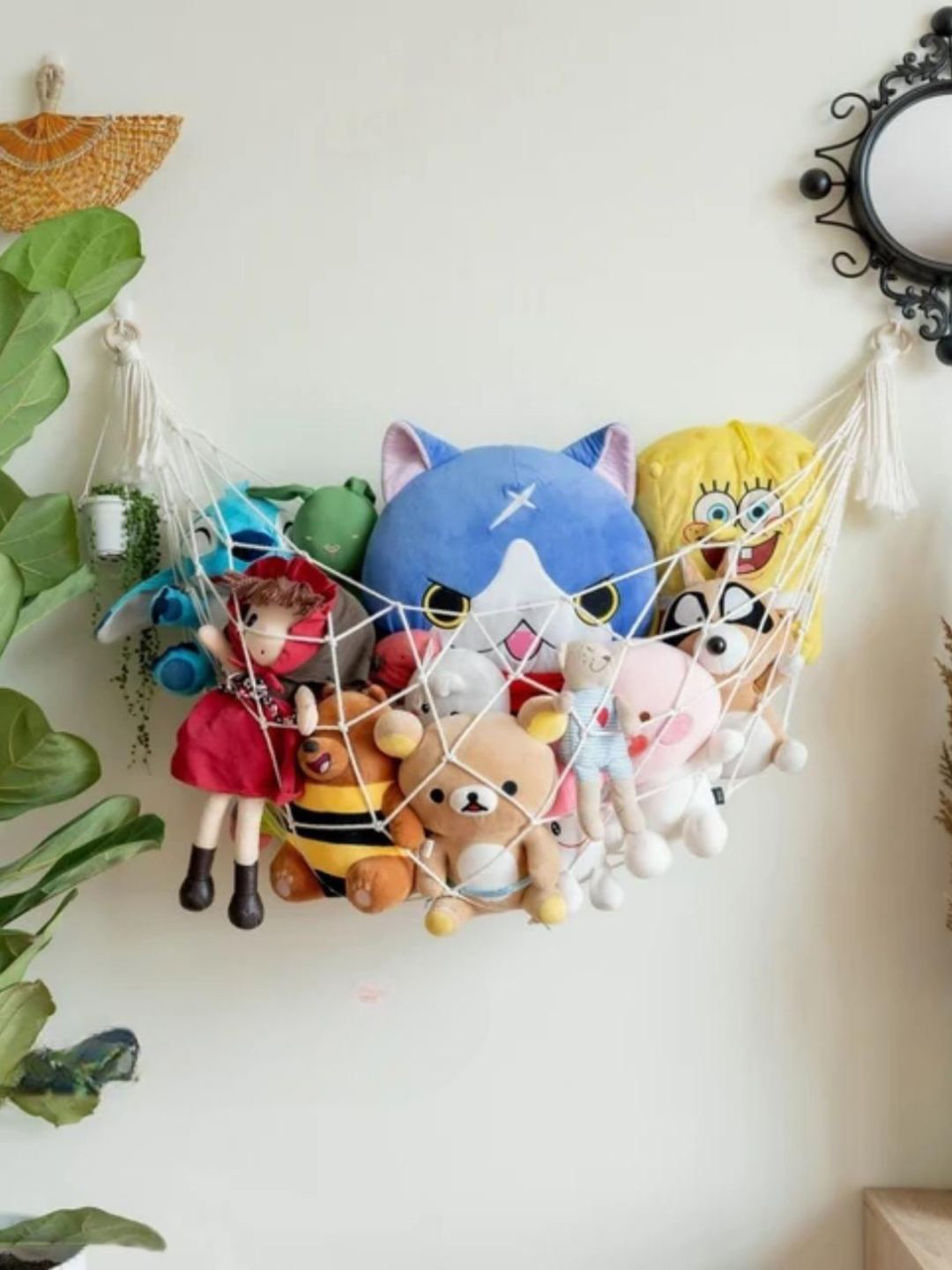 ecofynd Stuffed Animal Toy Hammock Fabric Tasselled Matte Hall Tapestries & Macrame-20.1In