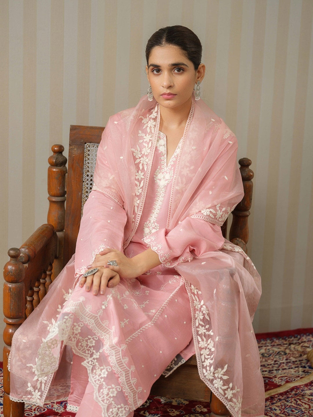 House Of Pataudi Ethnic Motifs Embroidered Straight Kurta With Trousers & Dupatta - Kurta Sets for Women 25236206 | Myntra