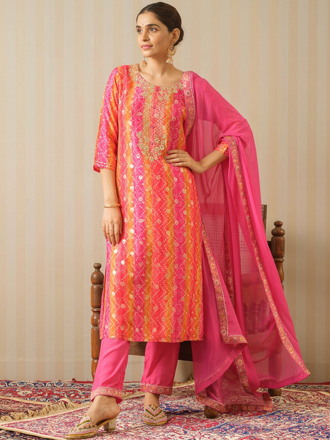 House of Pataudi Pink Bandhani Printed Straight Kurta & Trousers With Dupatta