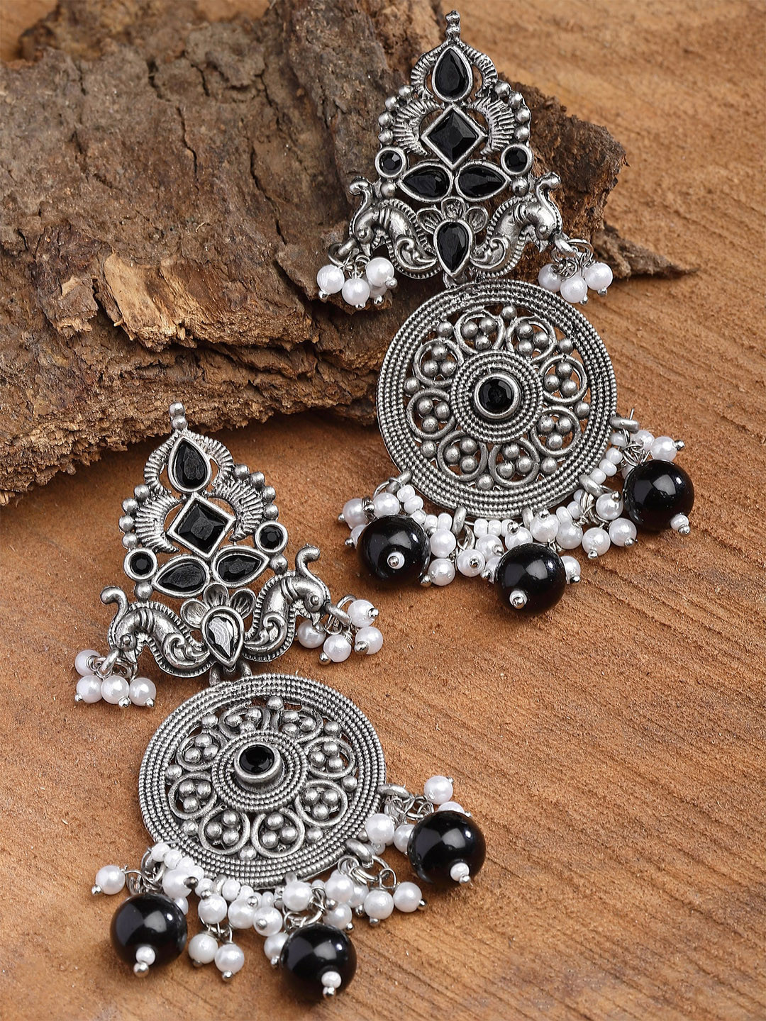KARATCART Black Silver-Plated Contemporary Chandbalis Dangler Earrings