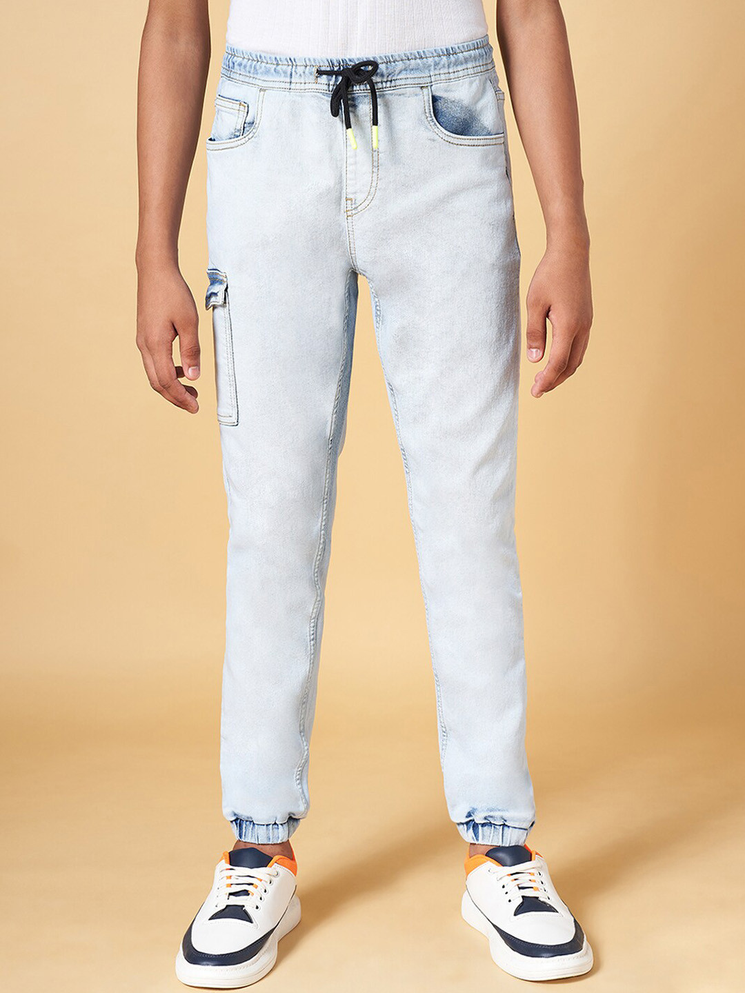 Coolsters by Pantaloons Boys Mid-Rise Heavy Fade Light Shade Clean Look Stretchable Jeans