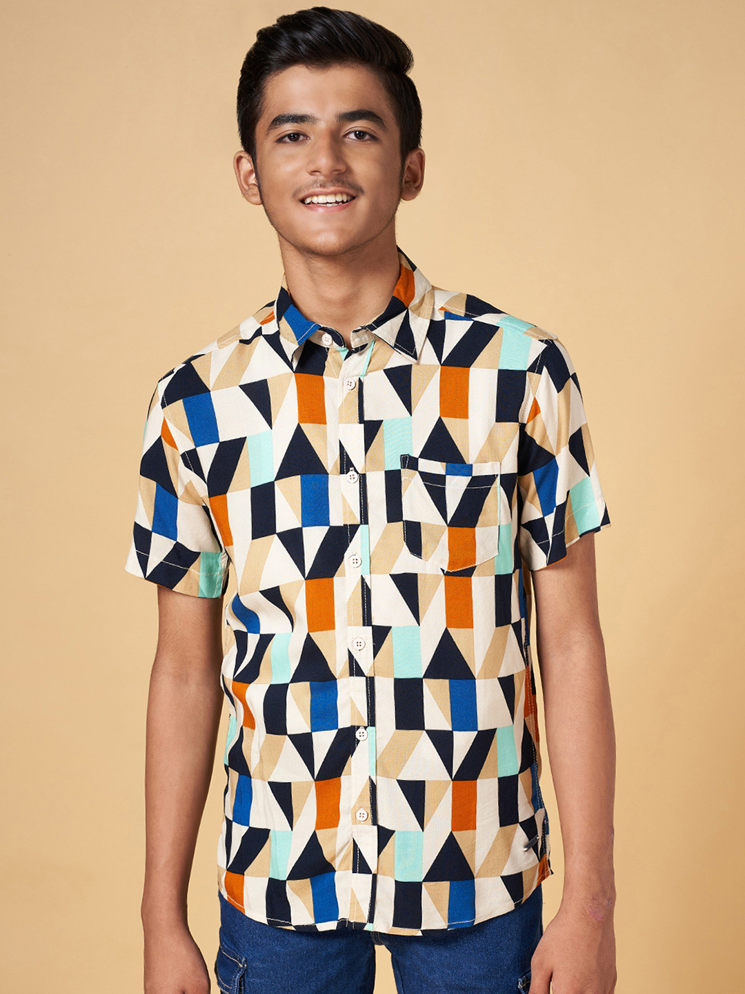 Coolsters by Pantaloons Boys Geometric Printed Spread Collar Short Sleeves Casual Shirt
