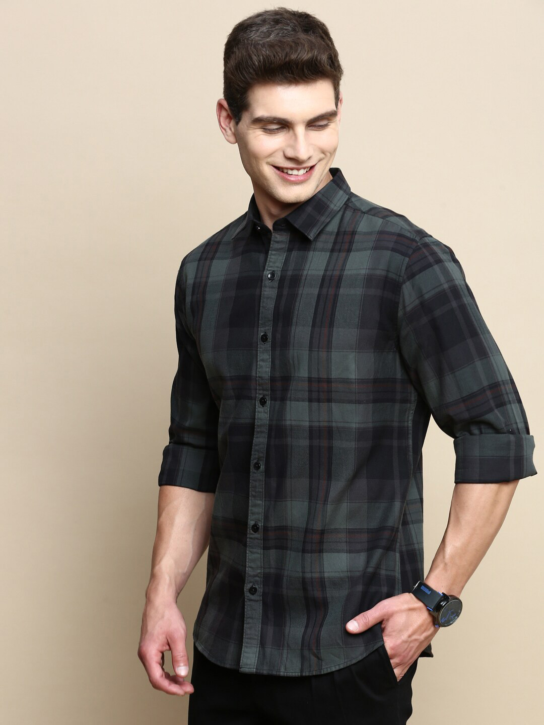 INVICTUS Sport Slim Fit Tartan Checks Twill Cotton Casual Shirt