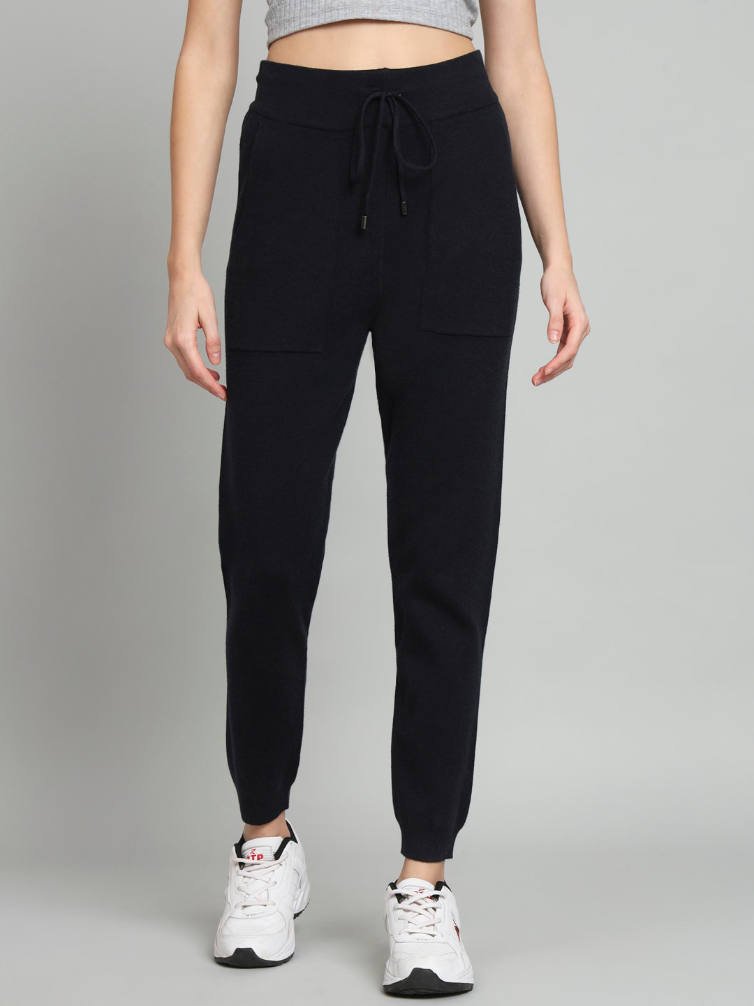 BROOWL Women Relaxed Slim Fit High-Rise Wrinkle Free Woollen Joggers Trousers