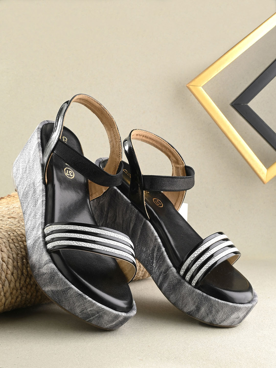 CLOG LONDON Striped Open Toe Flatform Heels