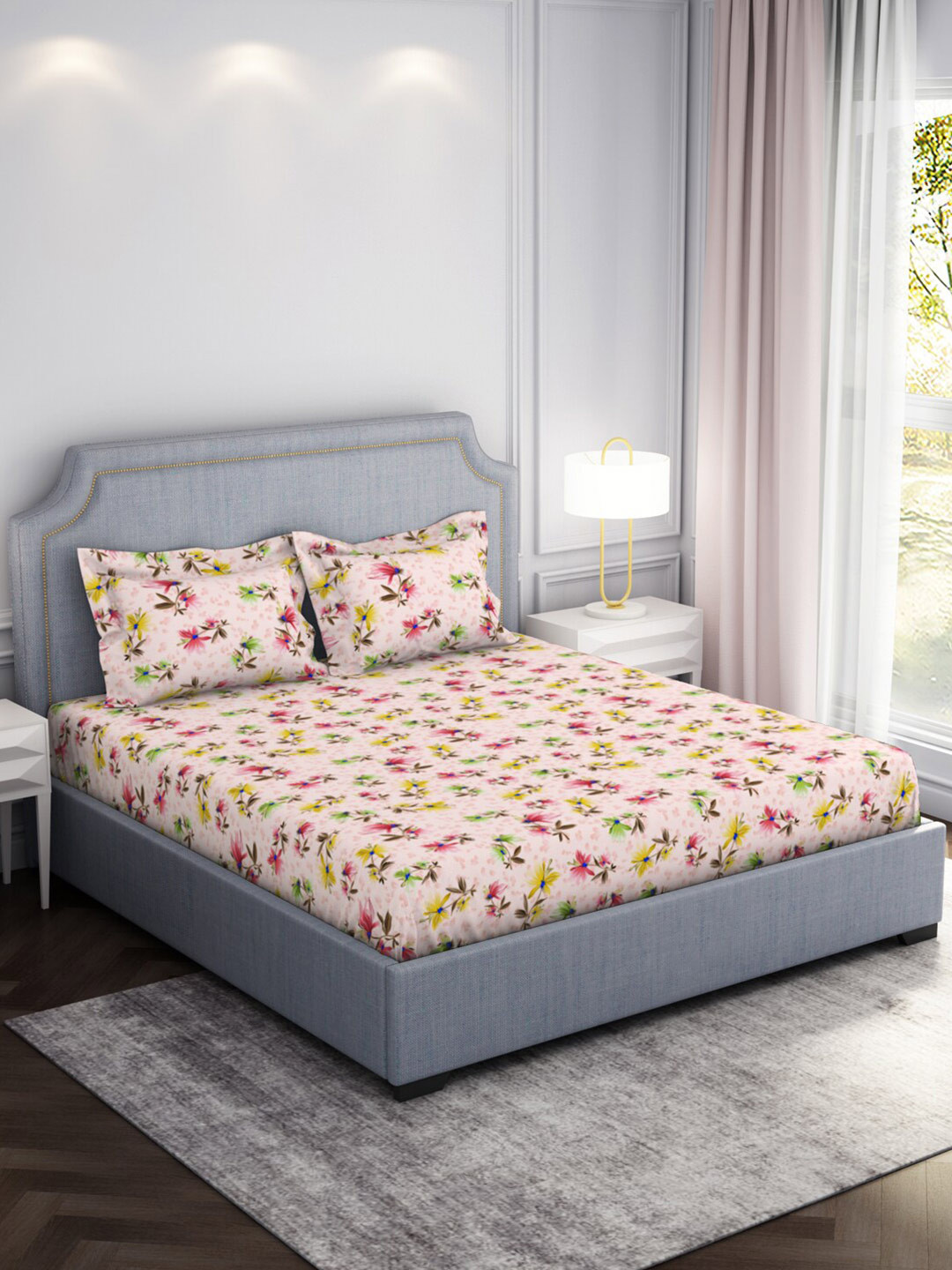 Welspun Adore Pink Floral Microfiber 104 TC Queen Coarse Bedsheet with 2 Pillow Covers-87 x 94 inches