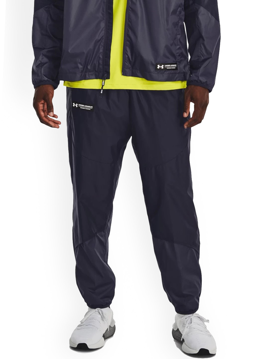 UNDER ARMOUR Men Rush Woven Mid-Rise Relaxed-Fit Joggers