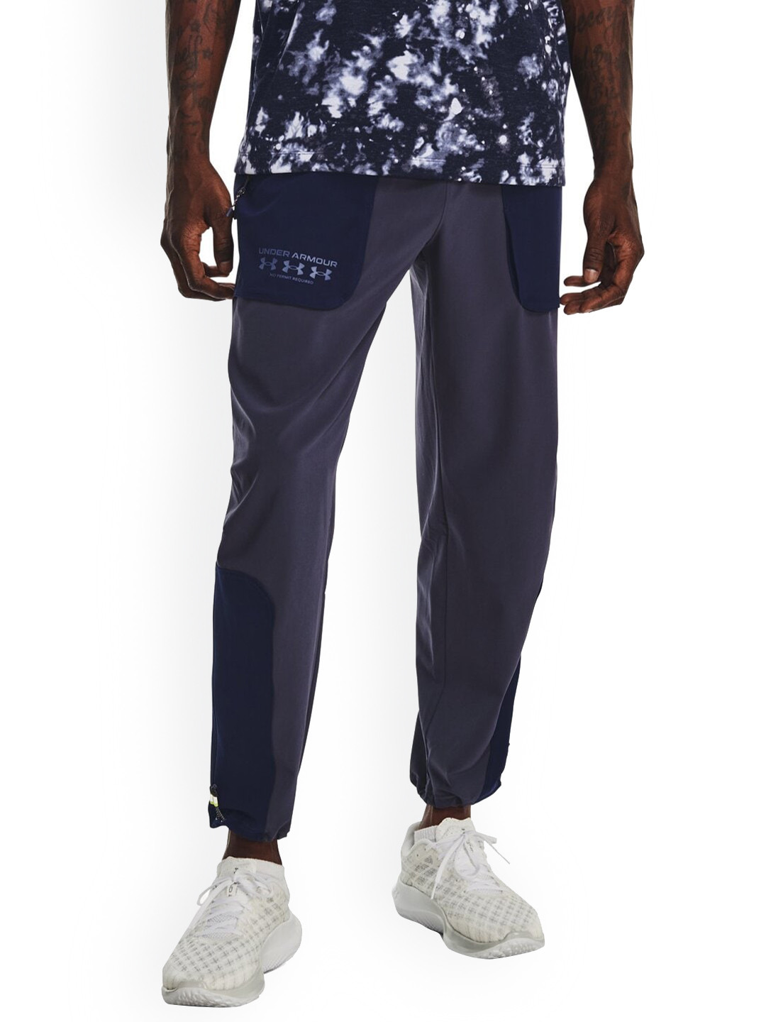 UNDER ARMOUR Men Run TRAIL Mid-Rise Relaxed-Fit Joggers