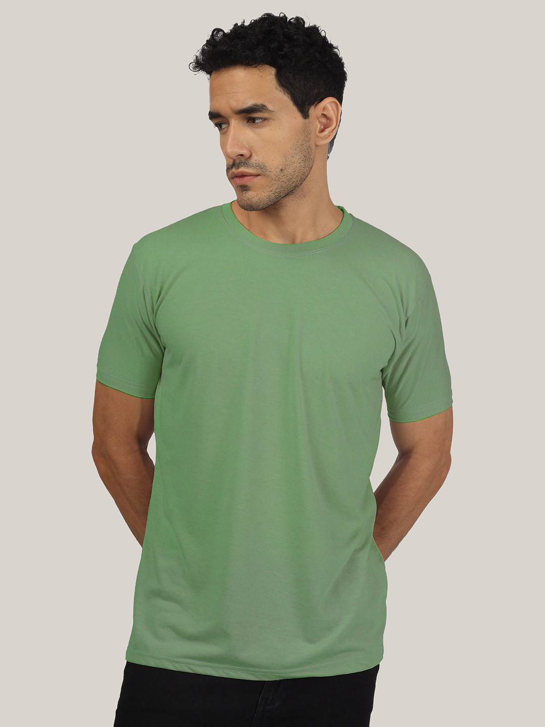 Greylongg Men Solid Green Cotton Regular Fit Round Neck T-shirt