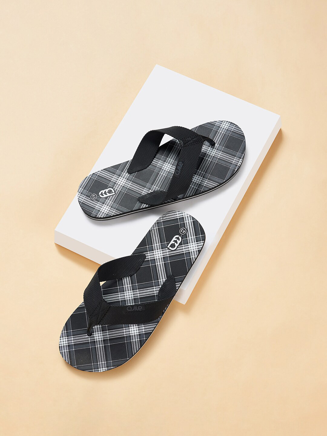 Ajile by Pantaloons Men Checkered Thong Flip-Flops