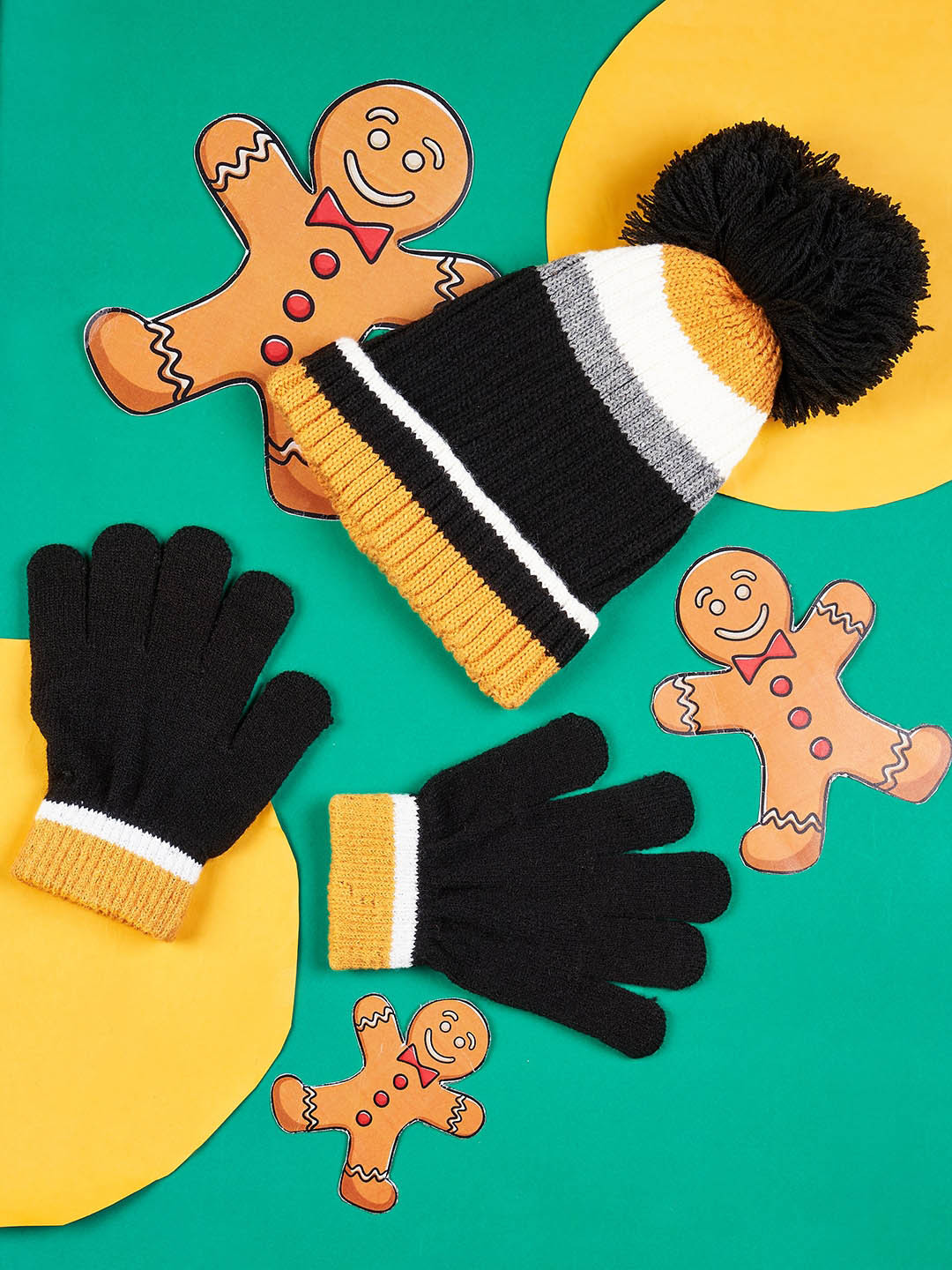 Pantaloons Junior Boys Patterned Hand Gloves