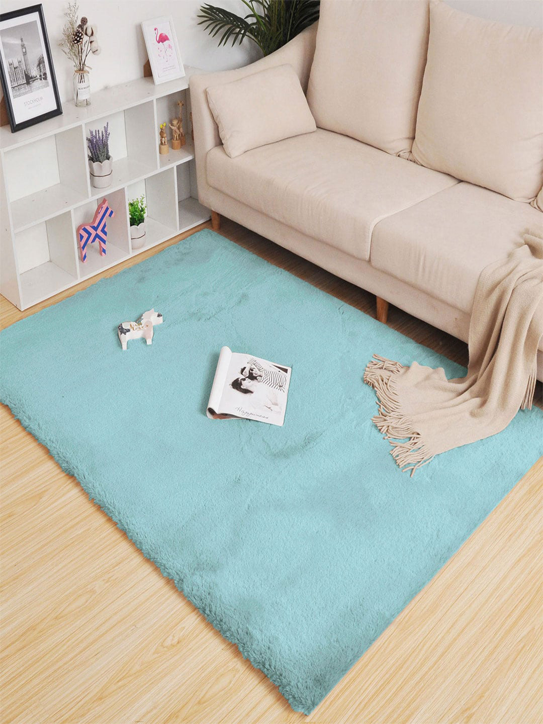 LUXEHOME INTERNATIONAL Blue Anti-Skid Ruffle Carpet