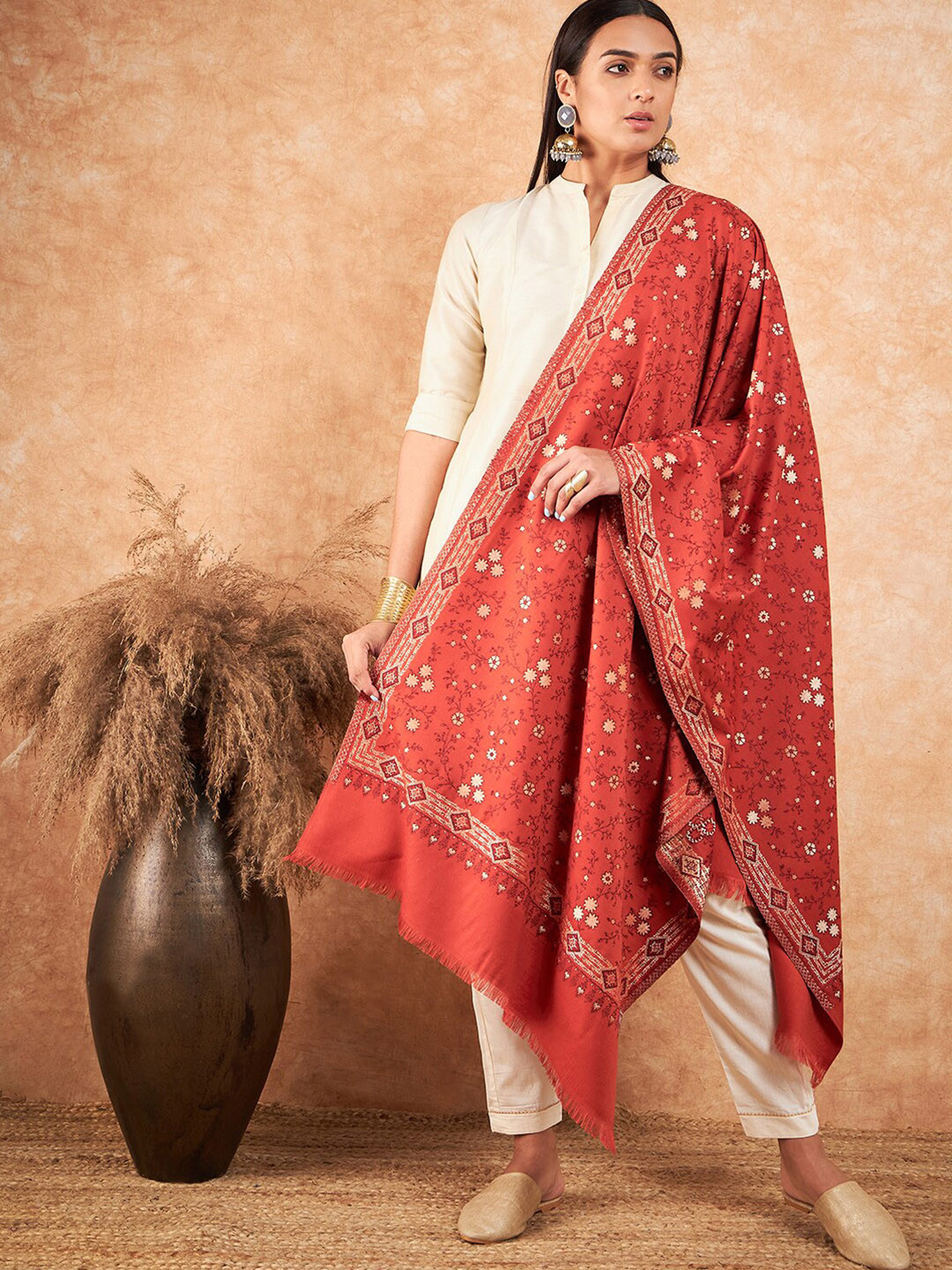 HK colours of fashion Floral Woven Design Fringed Wool Stole