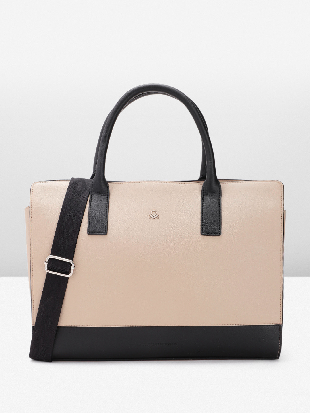 United Colors of Benetton Solid Handheld Bag