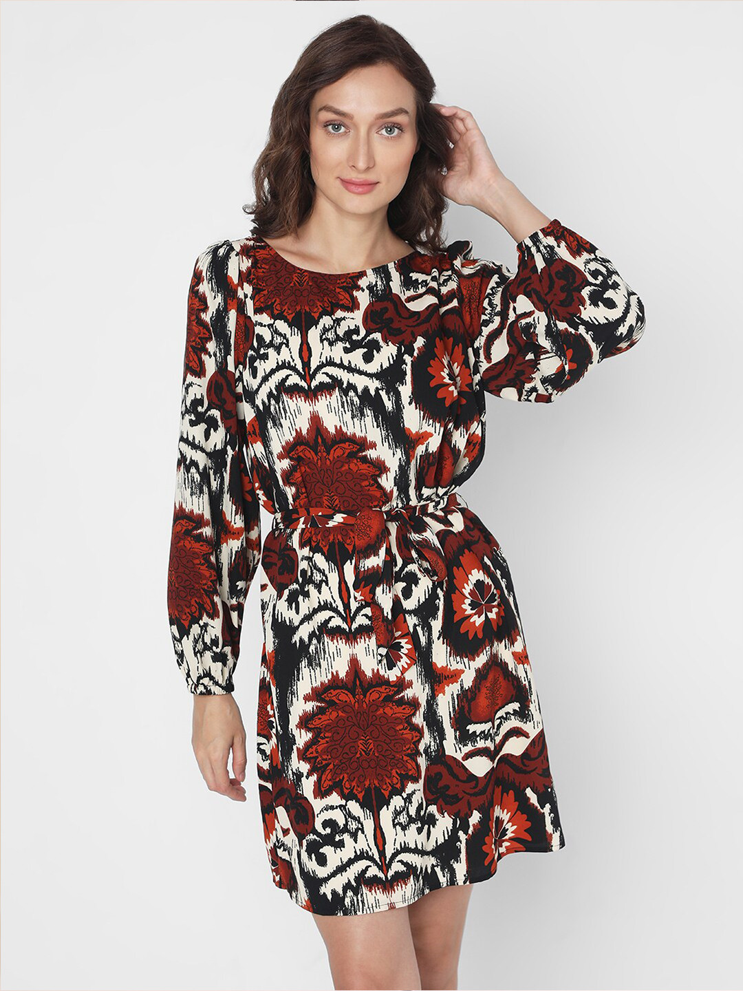 Vero Moda Abstract Printed Puff Sleeves Gathered Fit & Flare Dress