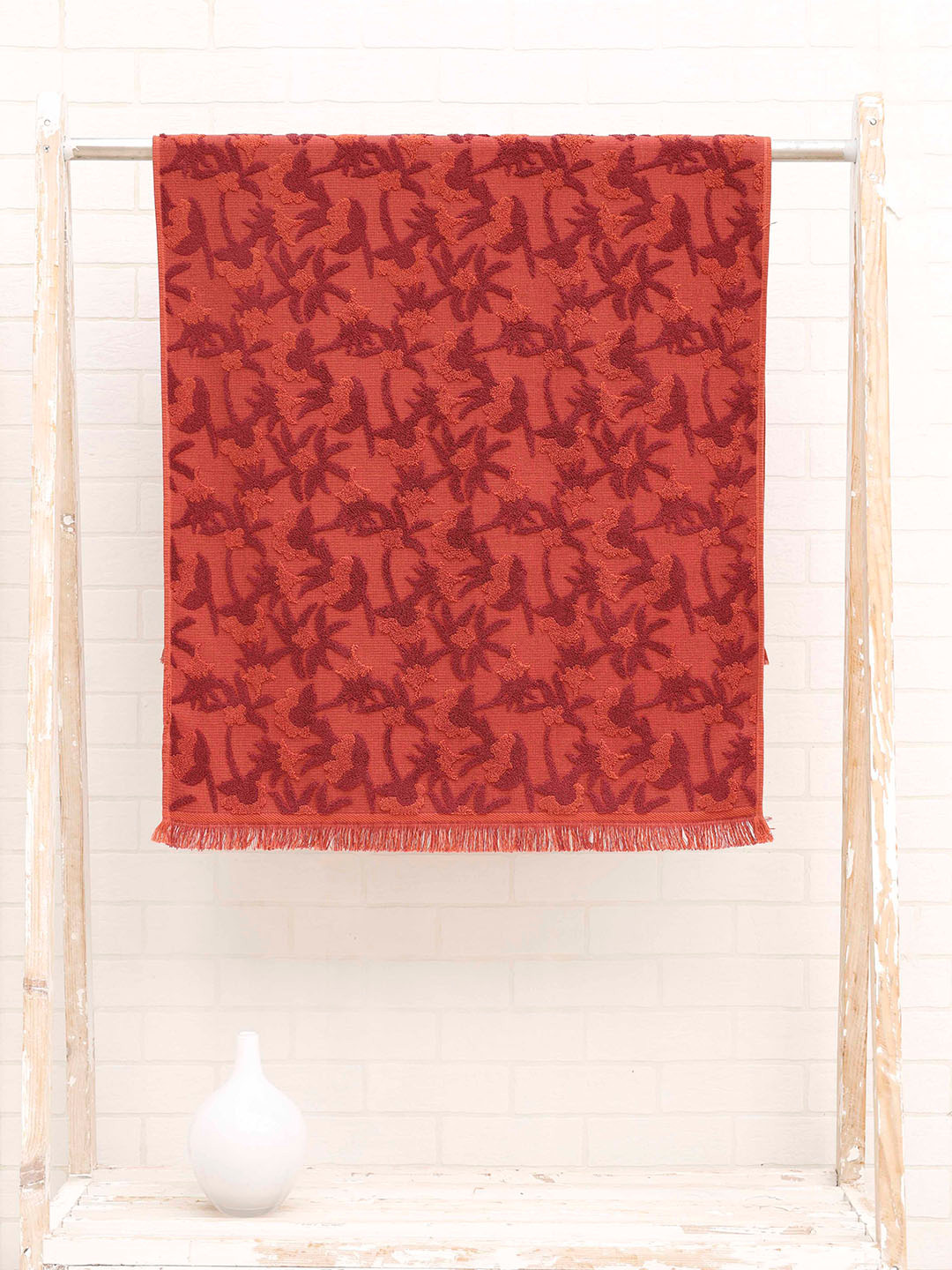 Ariana Maroon & Orange Floral High-Absorbent 540 GSM Quick-Dry Cotton Bath Towel