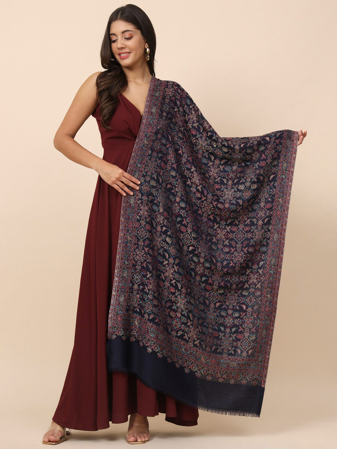 Pashmoda Geometric Woven Design Frayed Stole