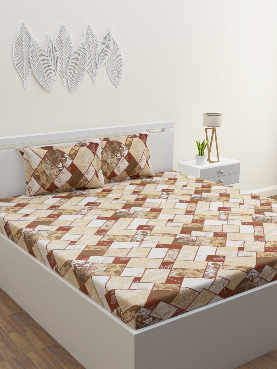 HERE&NOW White & Green Geometric Cotton 120 TC Queen Bedsheet With 2 Pillow Covers