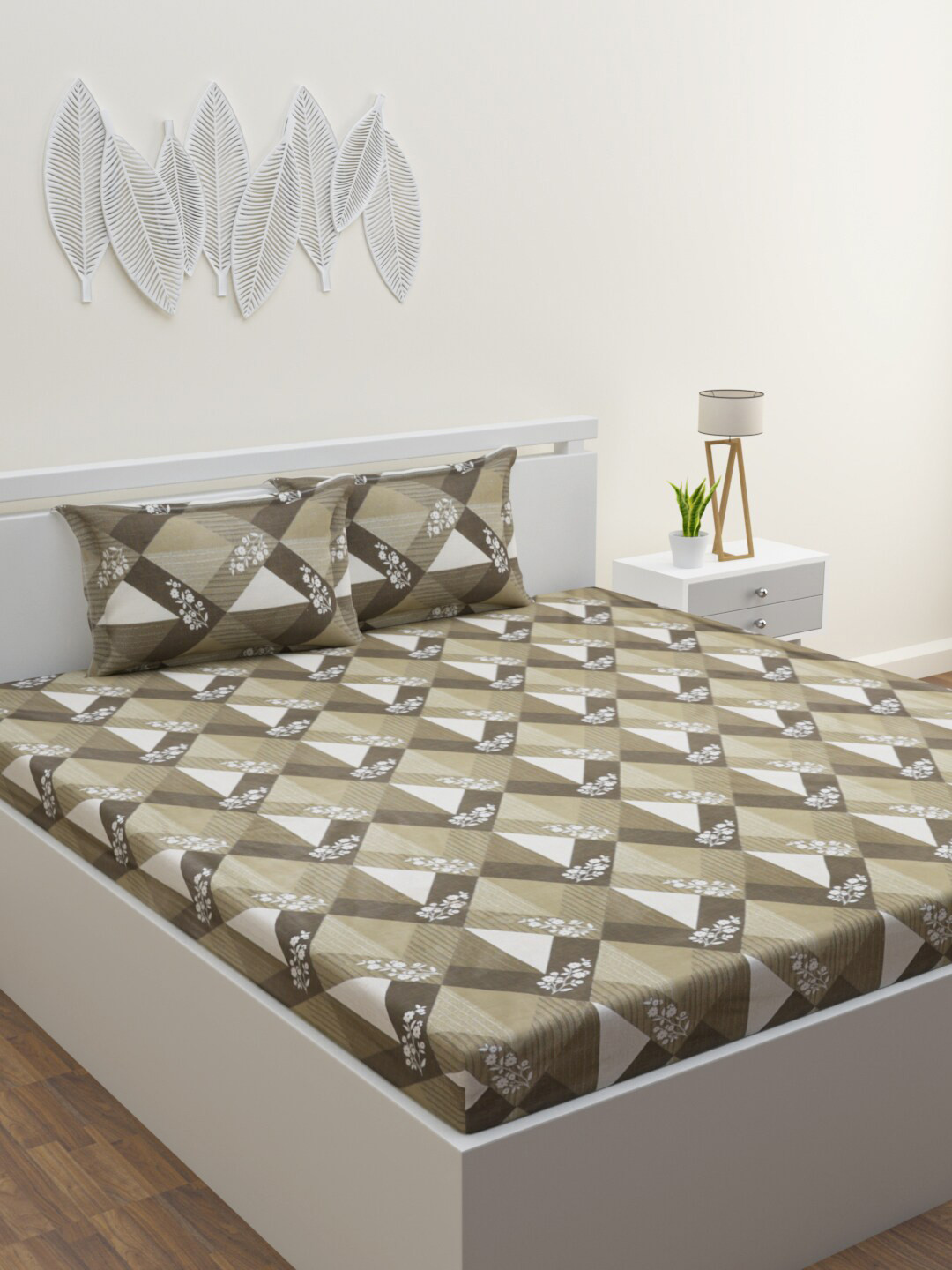 HERE&NOW Green & White Floral Cotton 120 TC Queen Bedsheet With 2 Pillow Covers