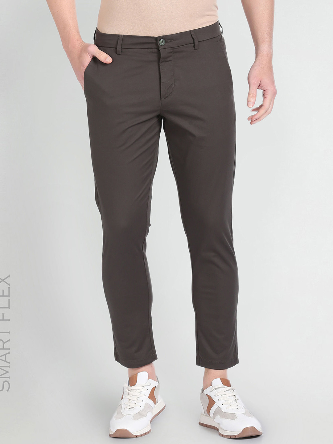 Arrow Sport Men Tapered Fit Smart Flex Cotton Trousers