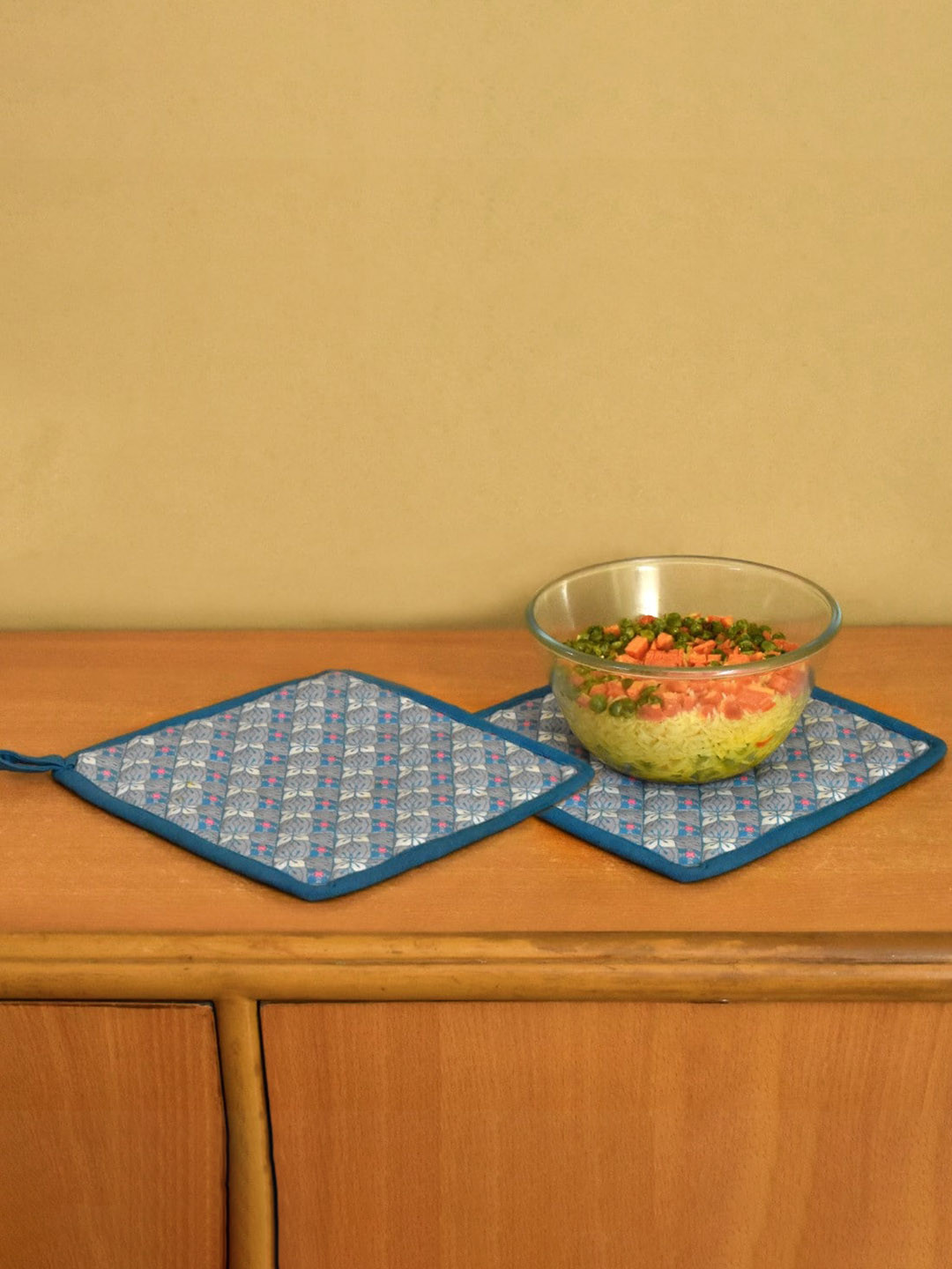 Indigifts Blue 2Pcs Printed Cotton Microwave Pot Holders