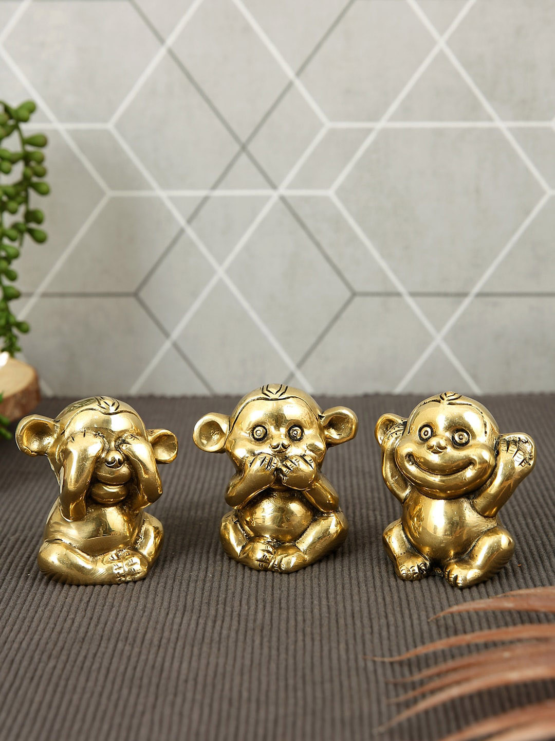 Imli Street Gold Toned Pieces Brass Monkey Table top Showpiece