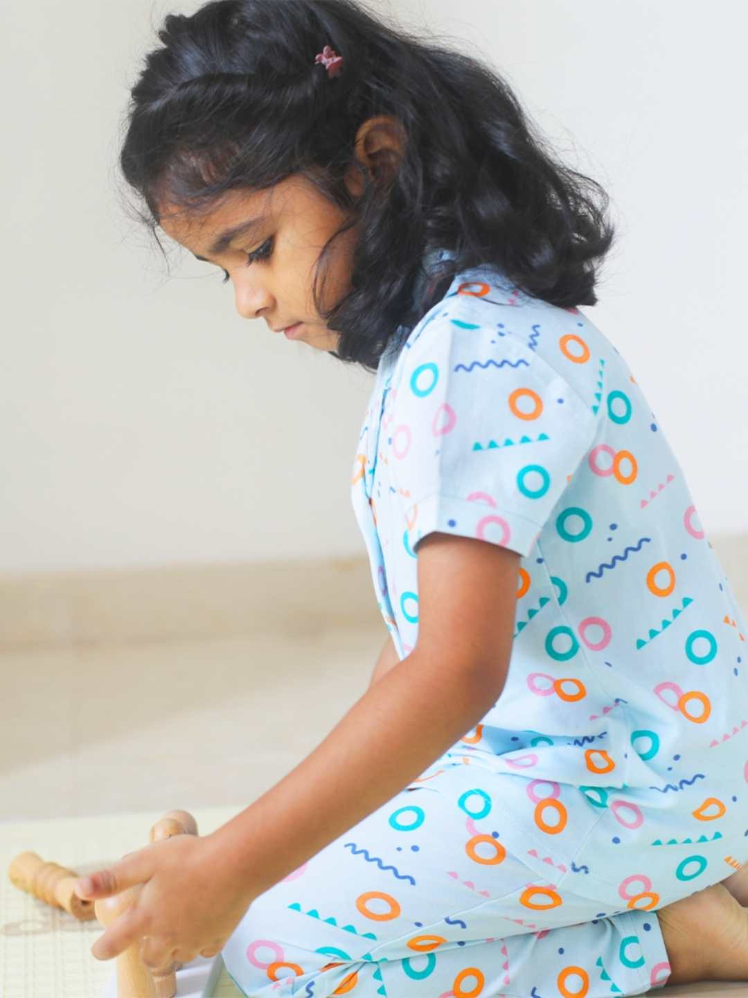 Ola! Otter Kids Conversational Printed Pure Cotton Night suit