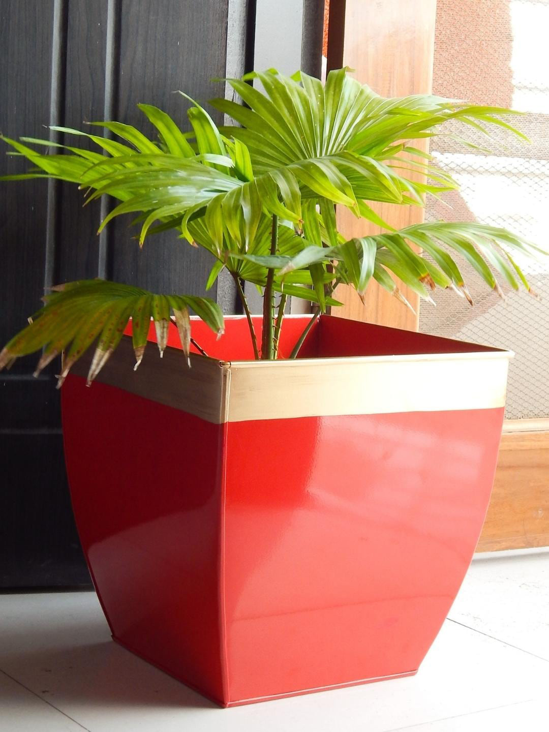 ecofynd Red 2 Pieces Midland Large Metal Planter Pots