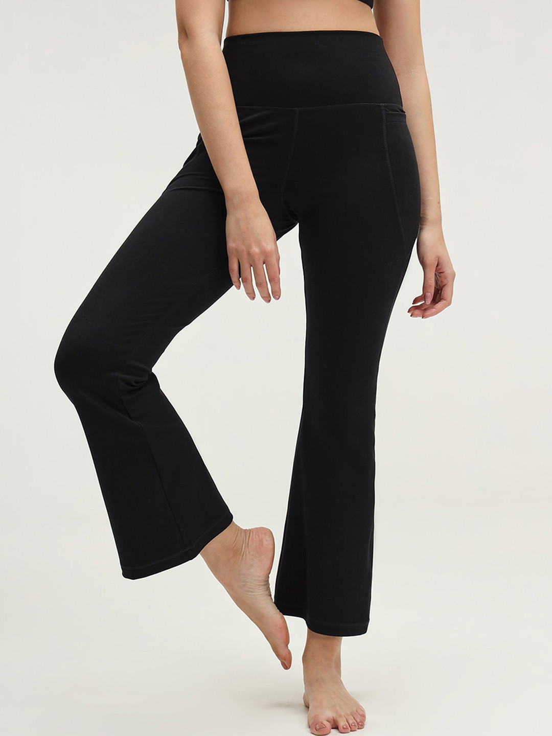 CAVA Women Belgrade Black Cava Sculpt Leggings