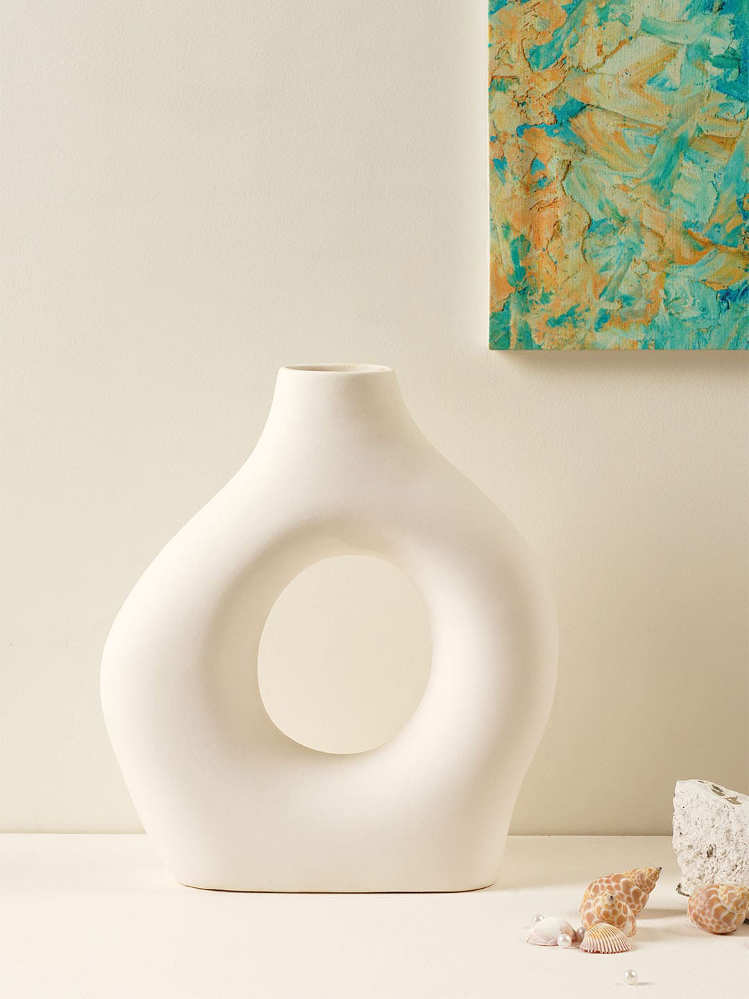 PUREZENTO Nordic Donut  White Solid Ceramic Flower Vase