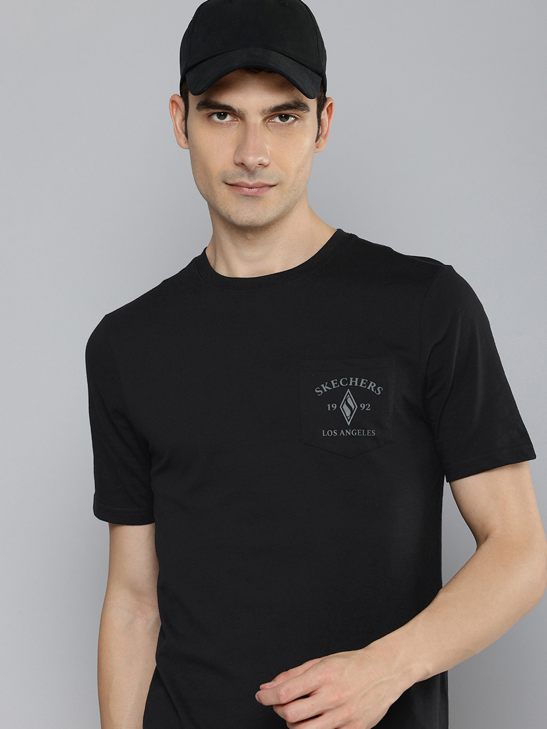 Skechers UPSHIFT Round Neck With Chest Pocket T-shirt