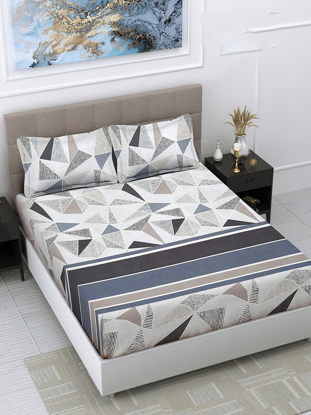 FABINALIV White & Grey Geometric Print 300 TC Fitted King Bedsheet & 2 Pillow Covers