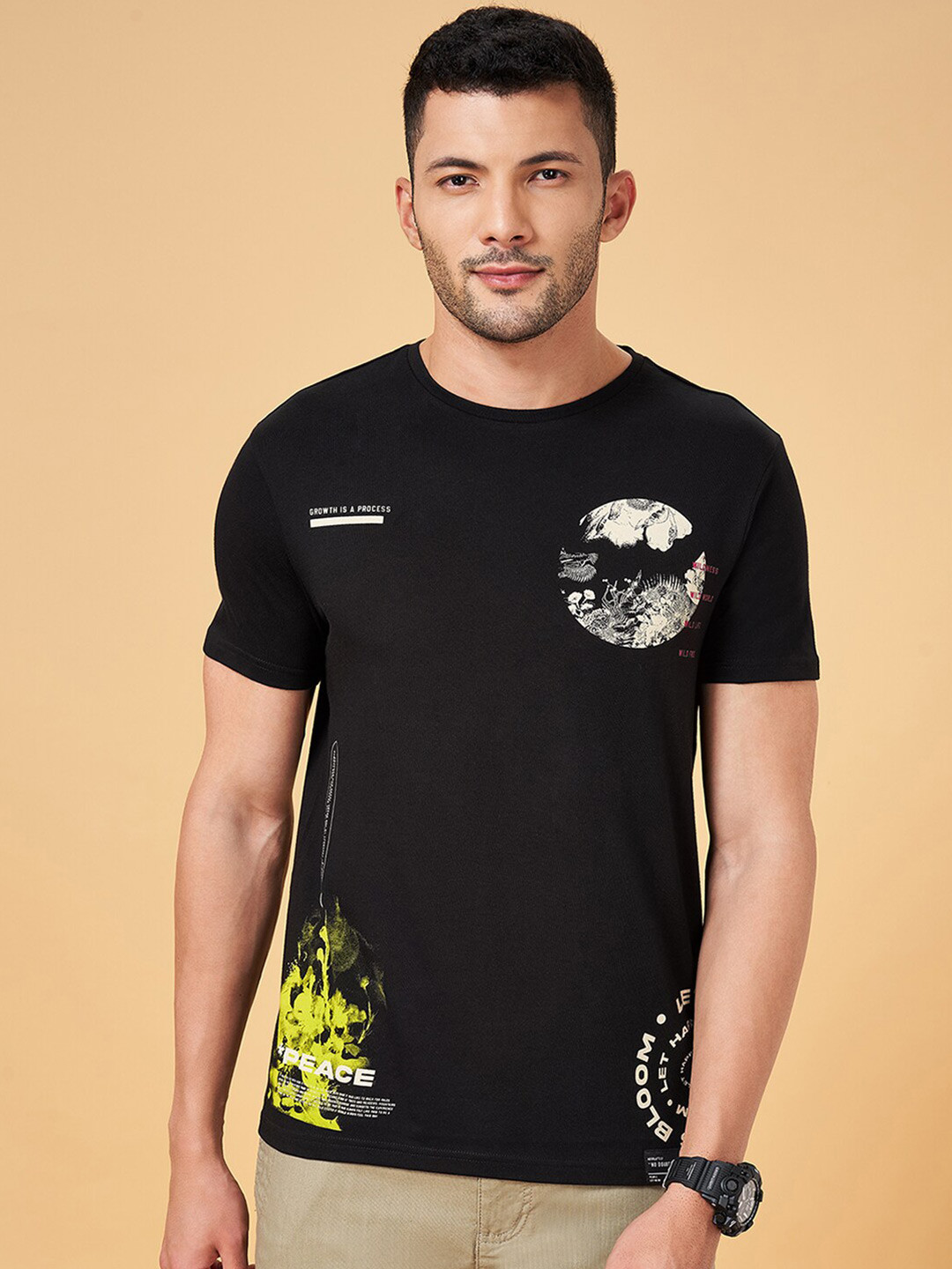 People Men Black Printed Pockets Slim Fit T-shirt