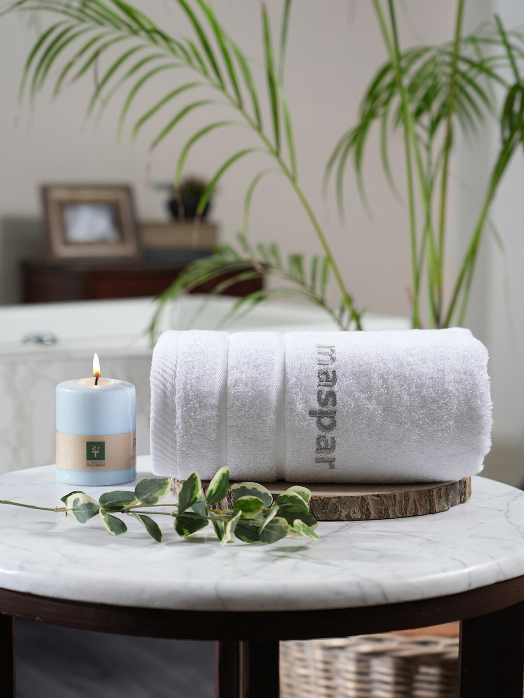 MASPAR Maspar Amor White  650 GSM Bamboo Ultra-Soft Bath Towel
