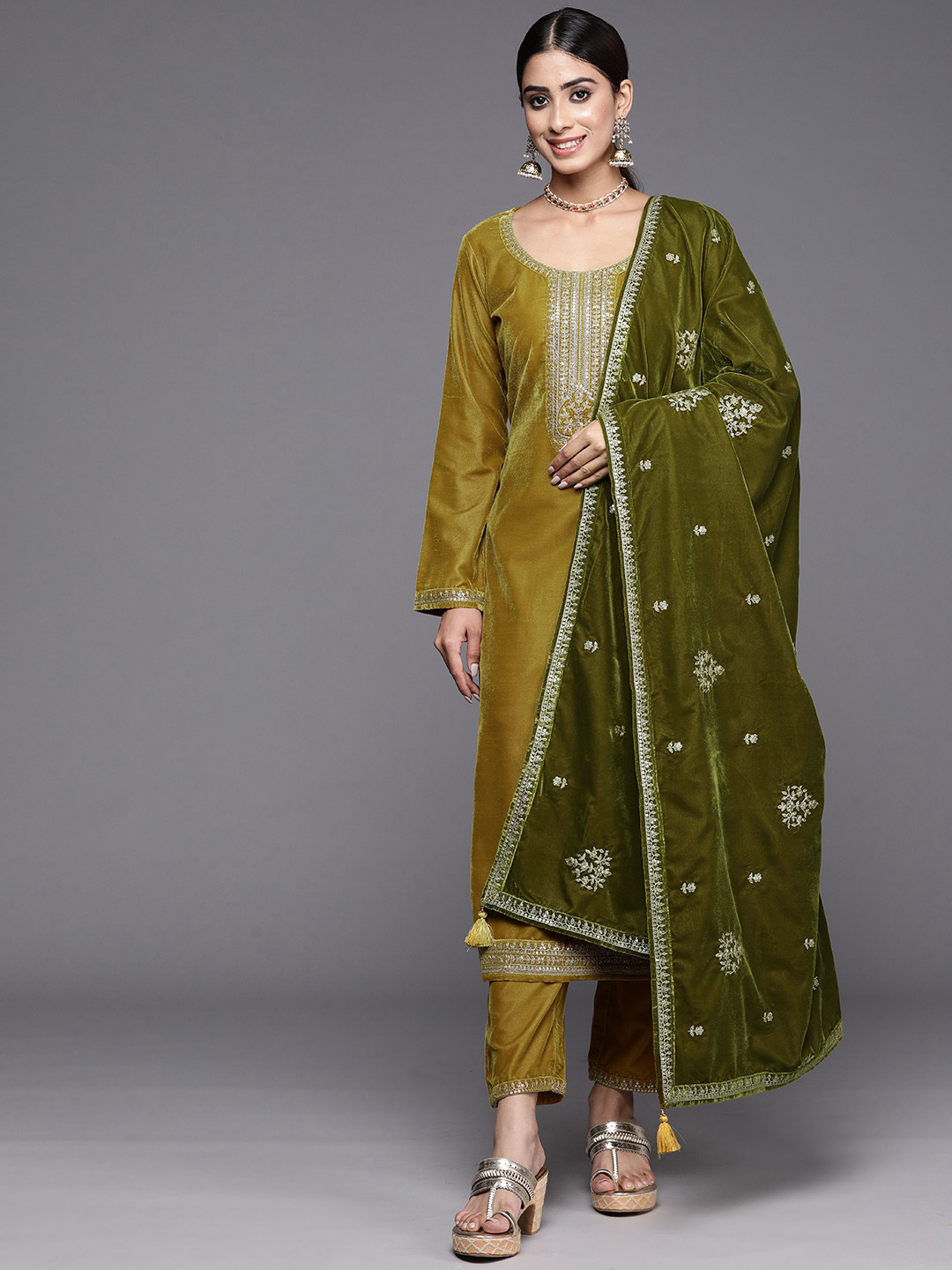 Libas Ethnic Motifs Embroidered Sequinned Velvet Kurta with Trousers & Dupatta
