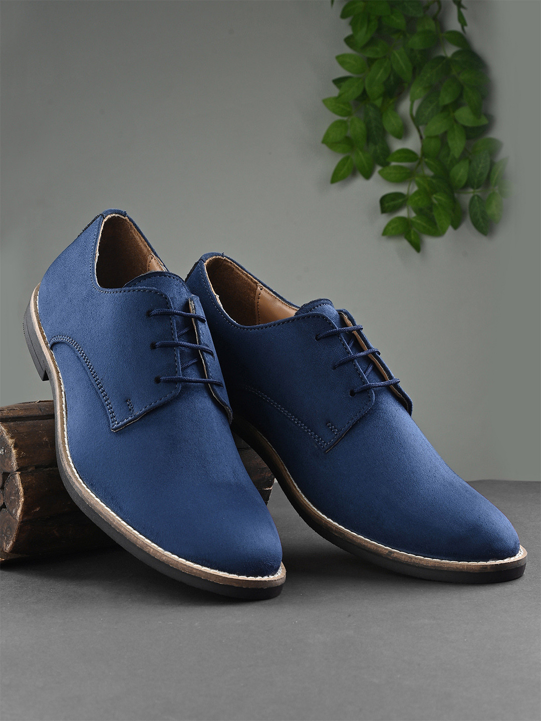 Hirels Men Blue Suede Derbys