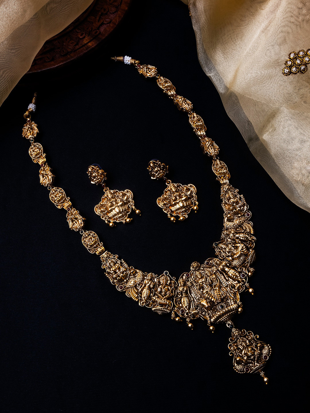 StileAdda Gold-plated Stone-Studded & Beaded Temple Necklace & Earrings