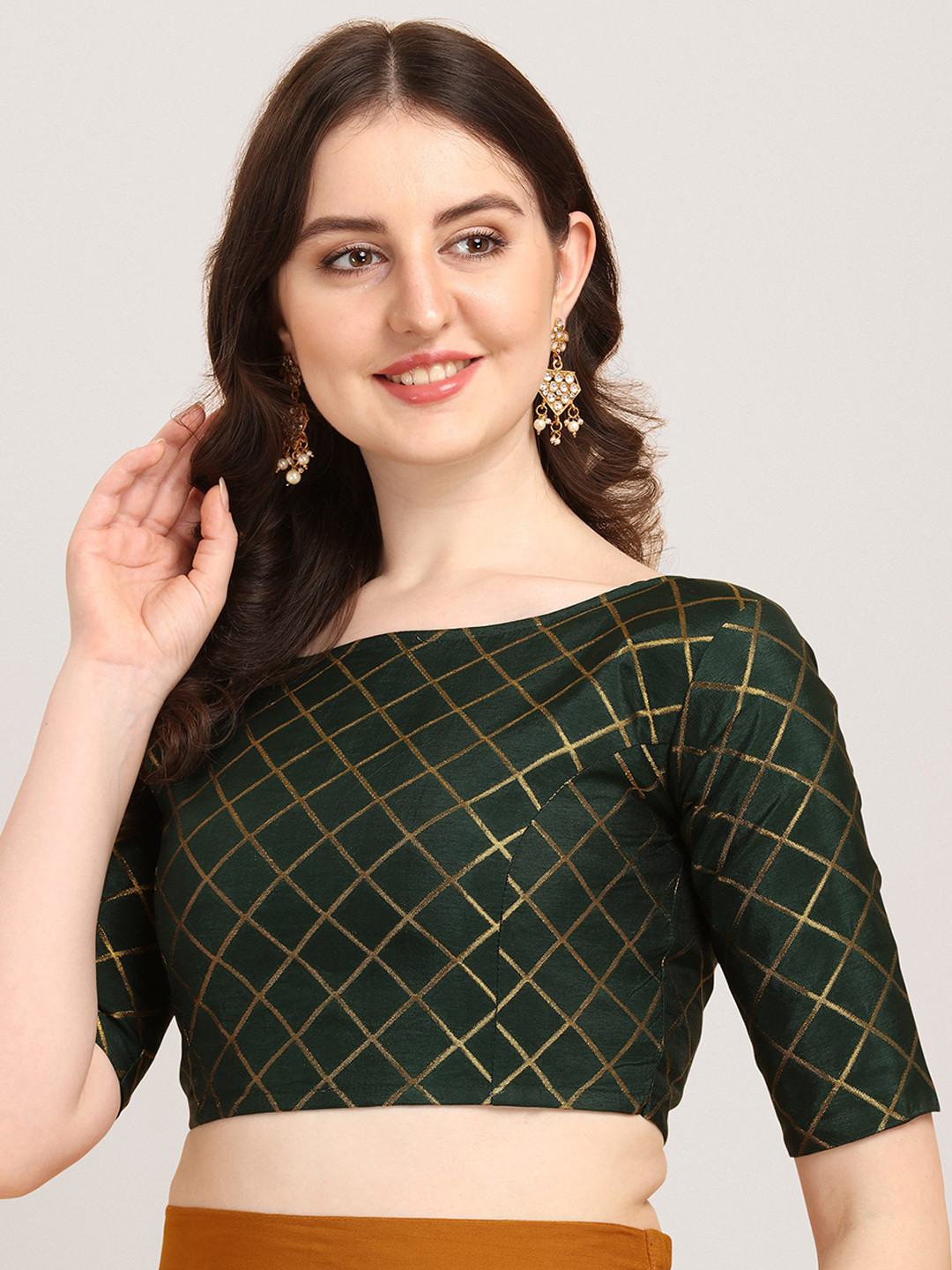 Oomph! hecked Boat Neck Saree Blouse