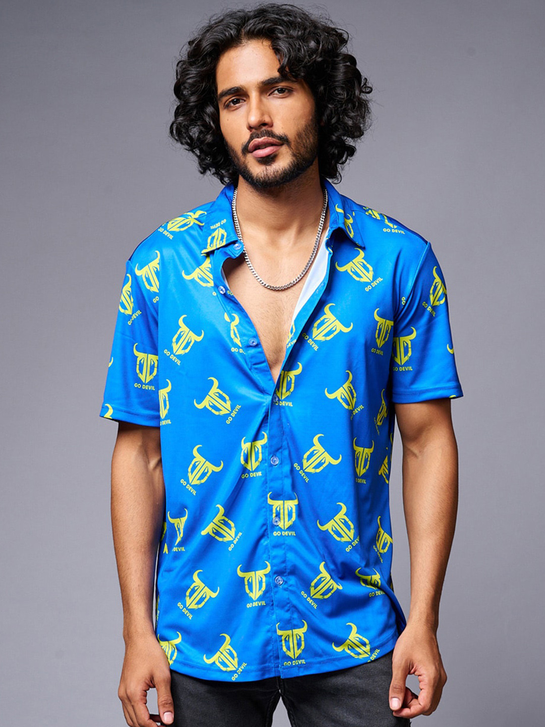 GO DEVIL Logo Printed Spread Collar Casual Shirt