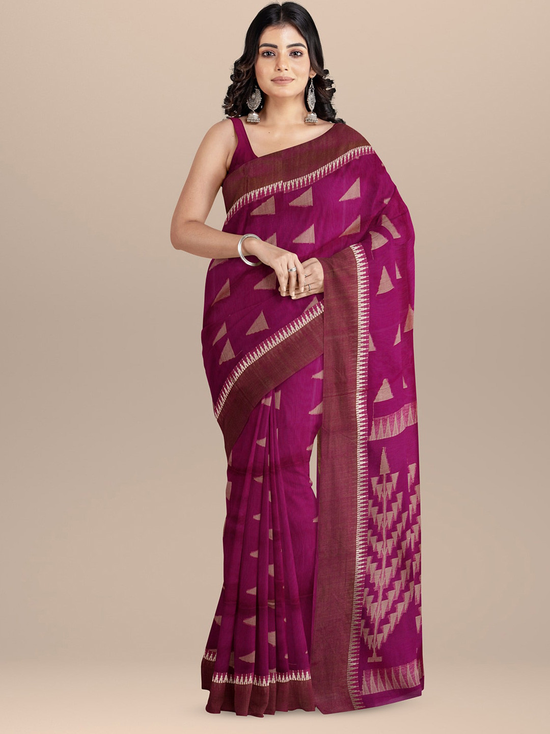 SARIKA Geometric Printed Saree