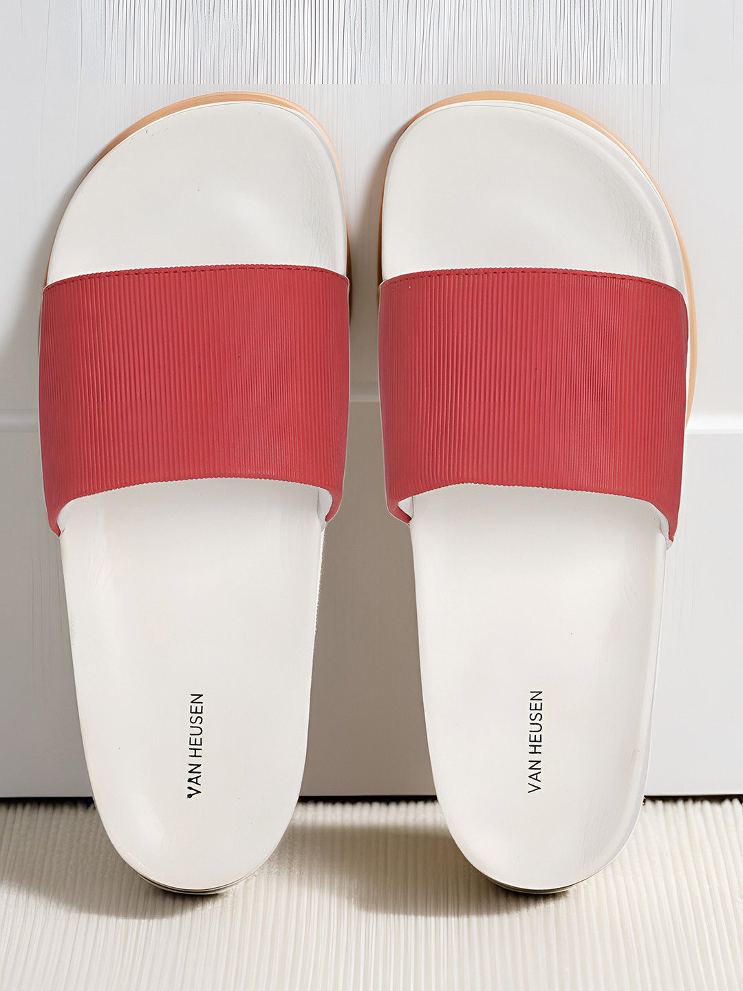 Van Heusen Woman Textured Sliders