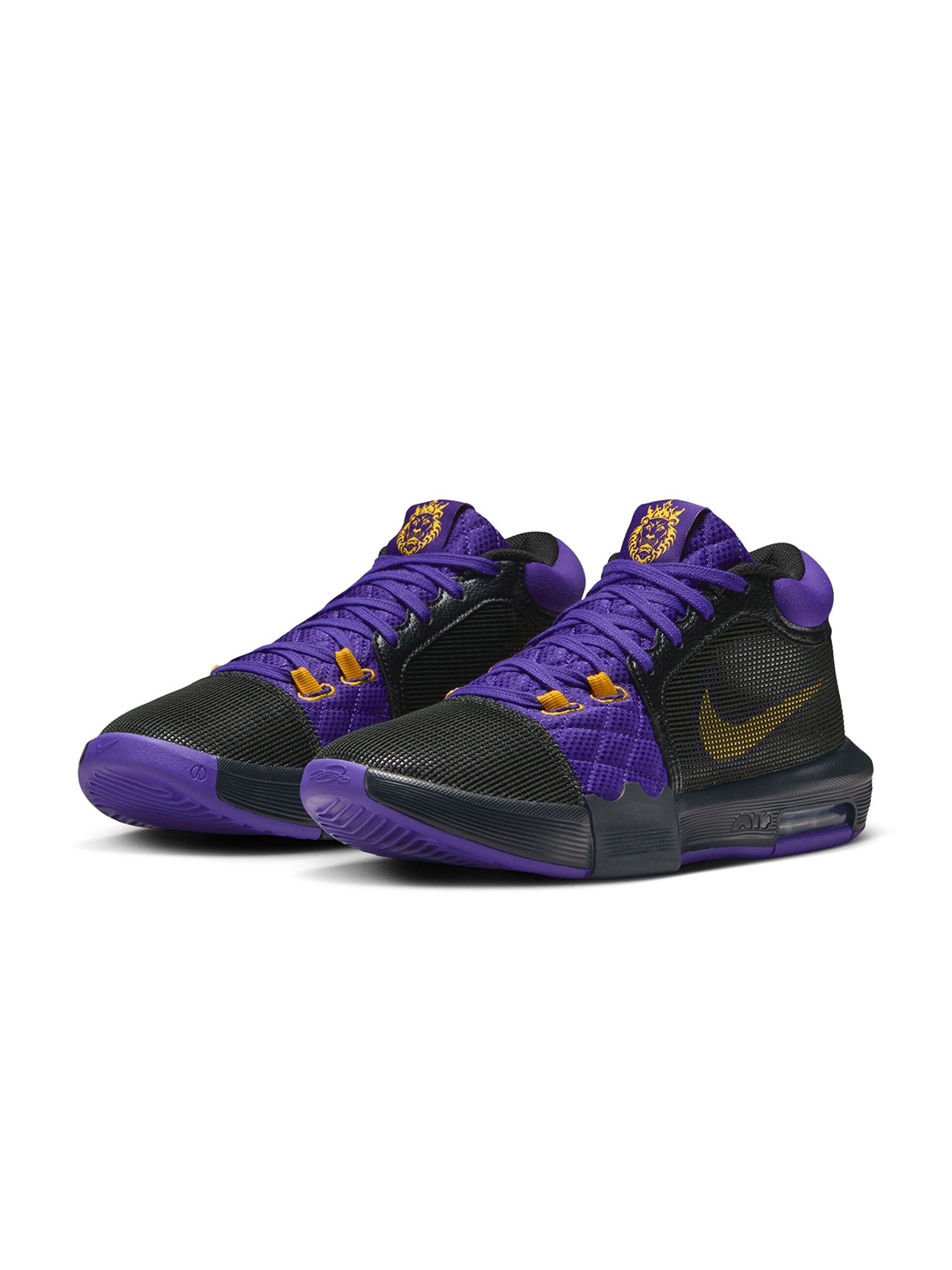 Buy Nike Men LeBron Witness 8 EP Colourblocked Basketball Shoes Sports Shoes for Men 25307426 Myntra