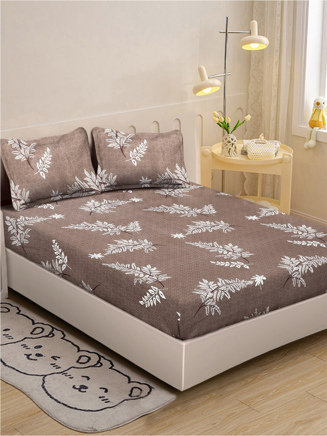 KLOTTHE Book Fold Brown & White Floral Printed 300 TC Single Bedsheet With 2 Pillow Cover