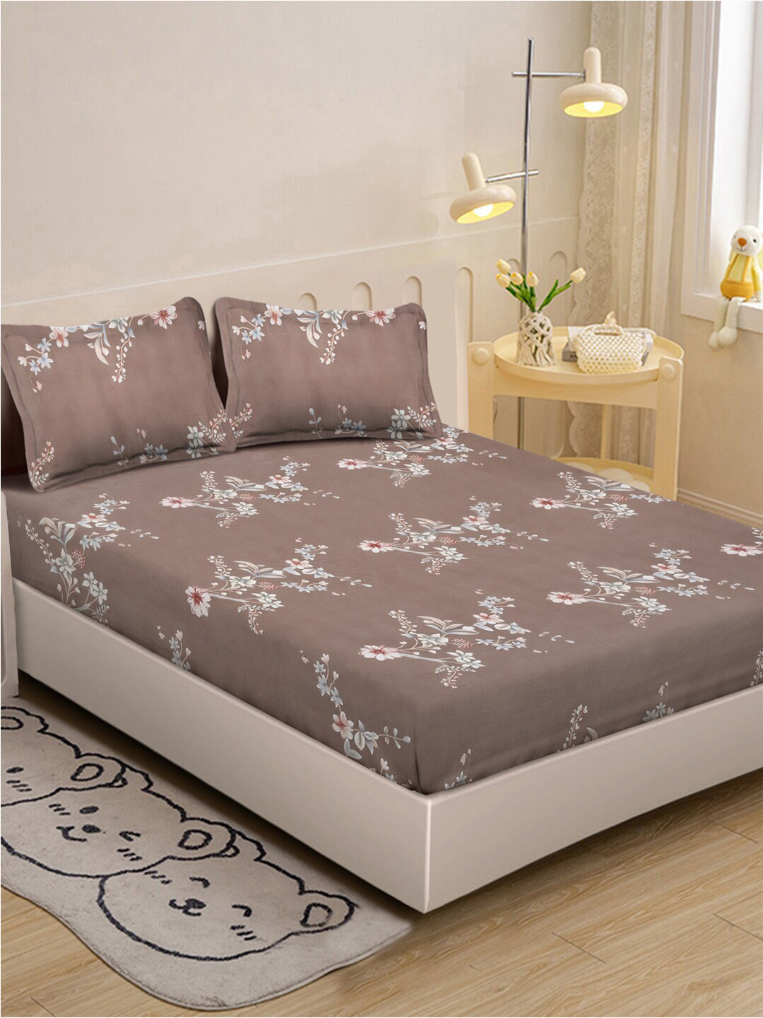 KLOTTHE Book Fold Brown & White Floral 300 TC Single Bedsheet With 2 Pillow Cover