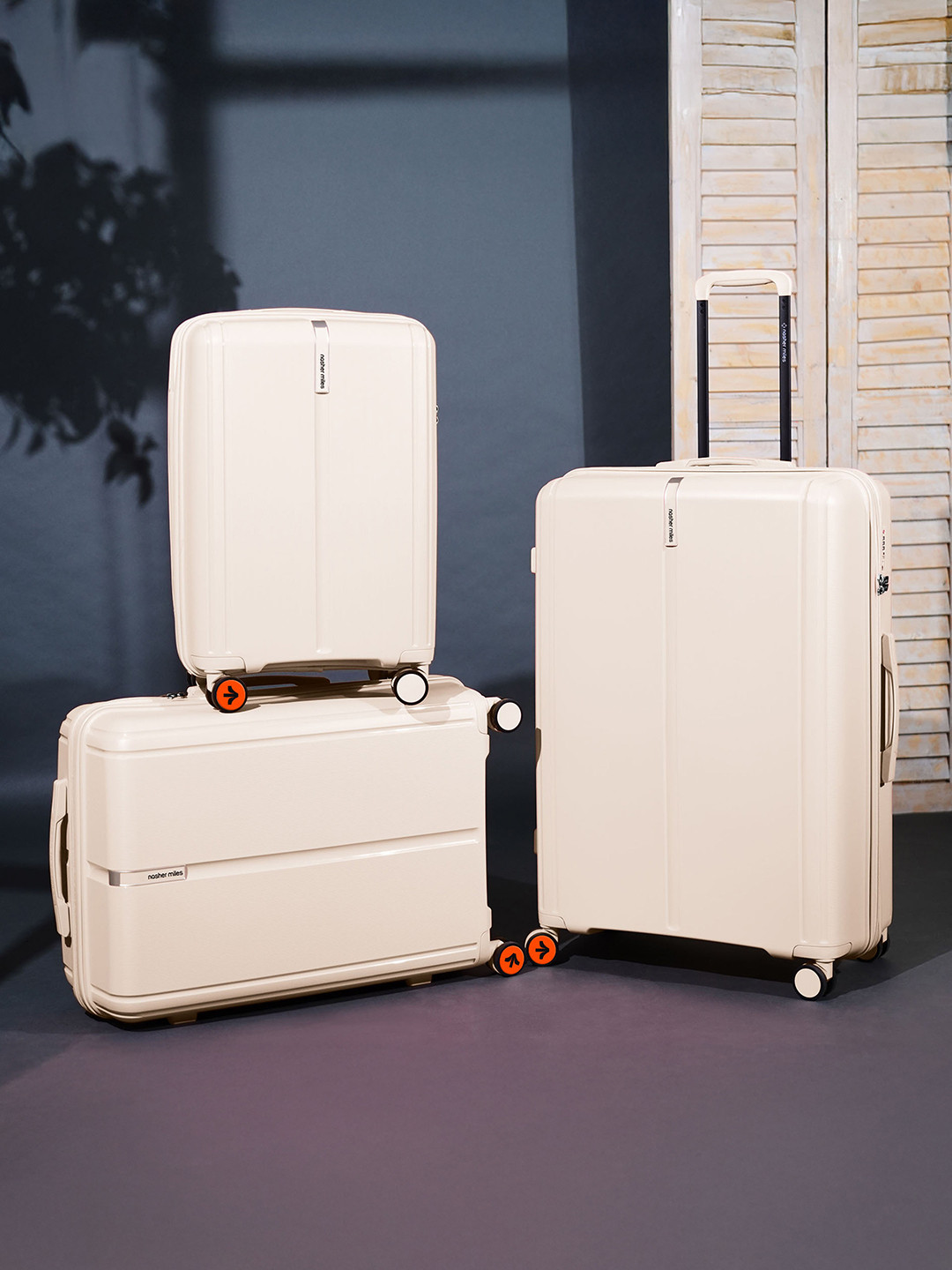Nasher Miles The Line Polypropylene White Trolley Bag Set 3 S/M/L 55-65-75cm