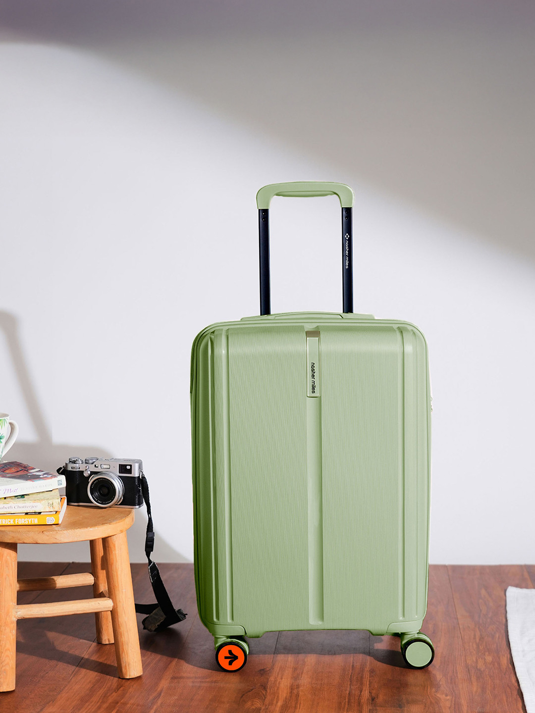 Nasher Miles The Line Polypropylene Cabin Green Trolley Bag - 20 inch (55cm)